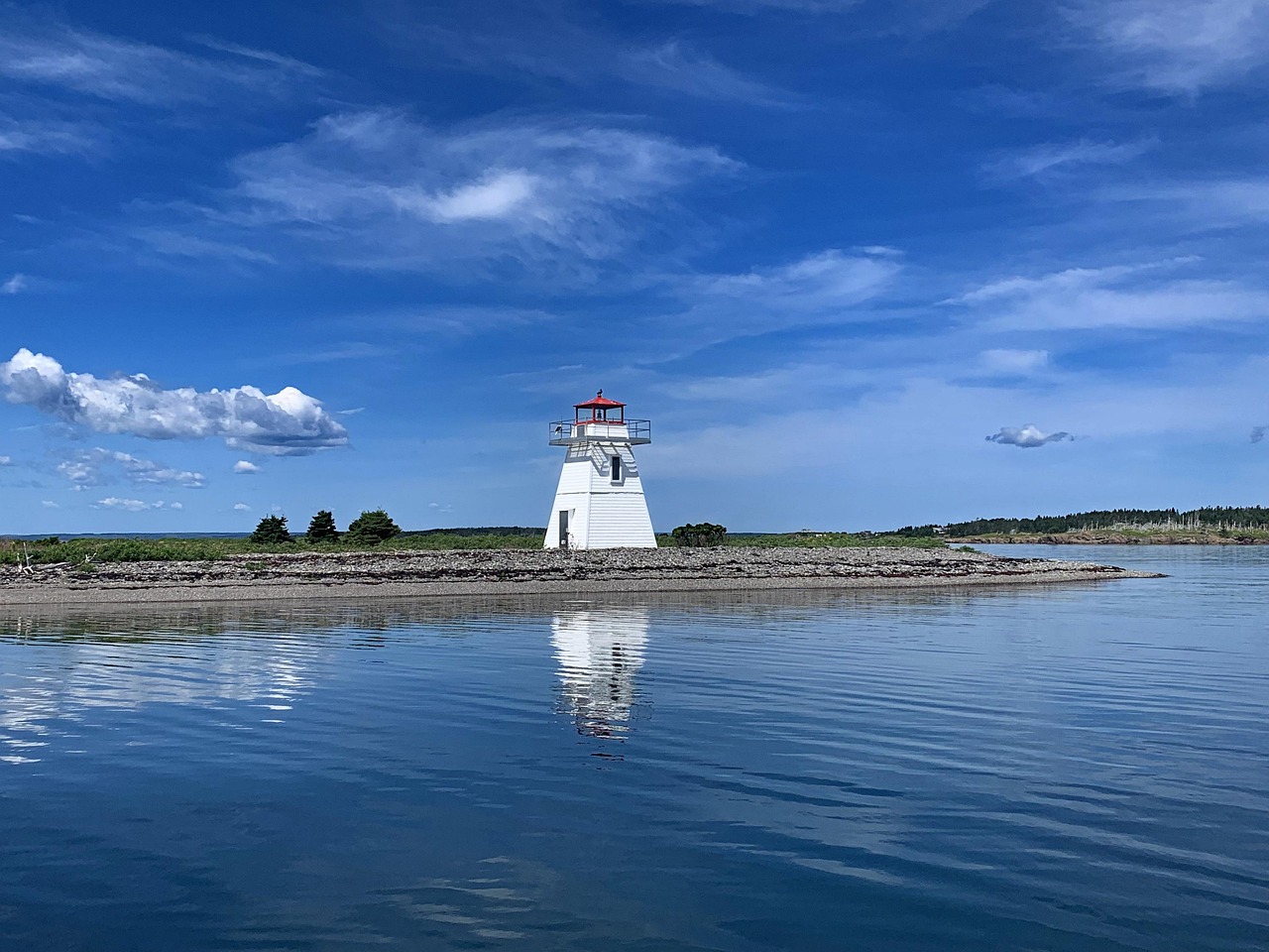 atlantic canada lighthouse